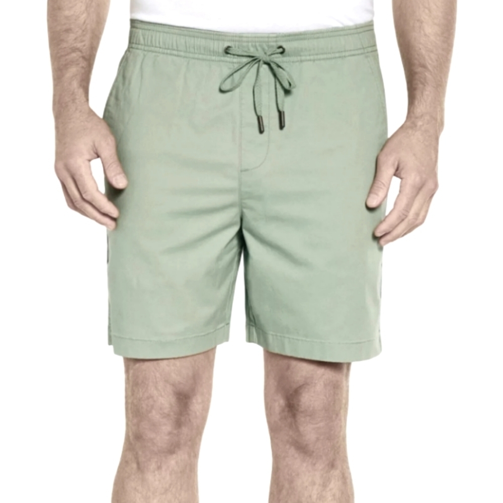 GAP Mens  Green Flat Front Shorts with Relaxed Fit Size XL